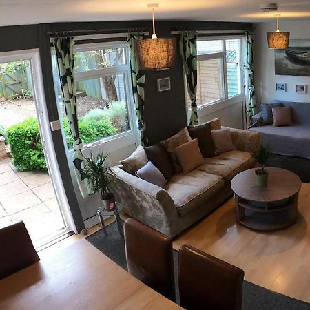 فندق Hampton House نورث هامبتون المظهر الخارجي الصورة