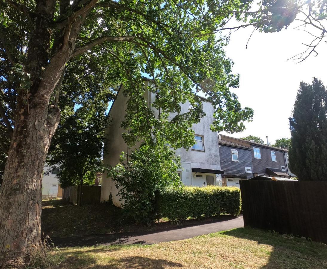 فندق Hampton House نورث هامبتون المظهر الخارجي الصورة